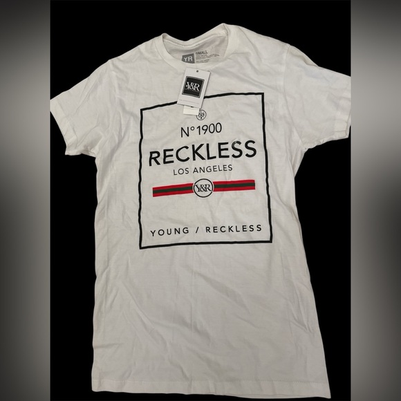 Young & Reckless White Graphic T-Shirt NWT Sz S woman’s - Picture 1 of 2